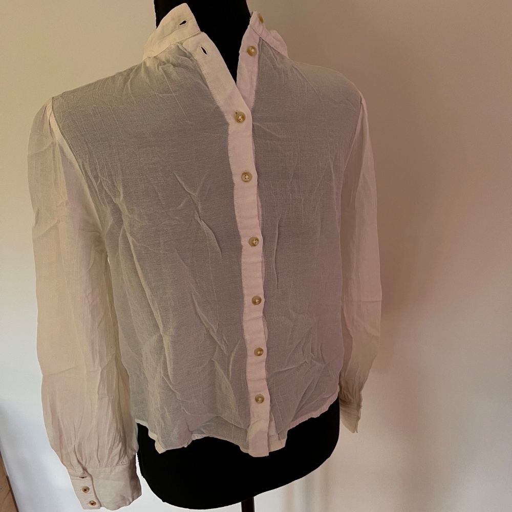 Meadow Rue Anthropologie Cream Blouse w Embroidery and Button Back - 6 - Picture 2 of 4